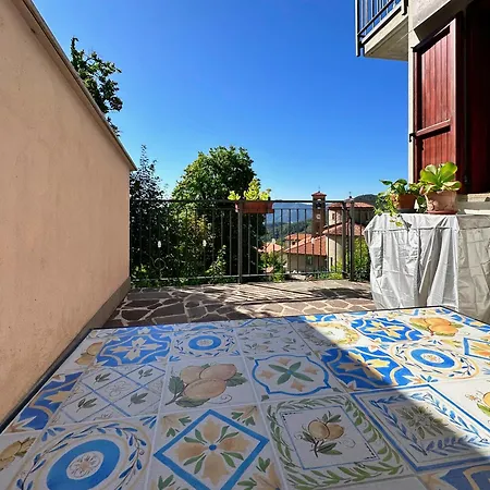 Viasanmarco12.apt Guest house *
